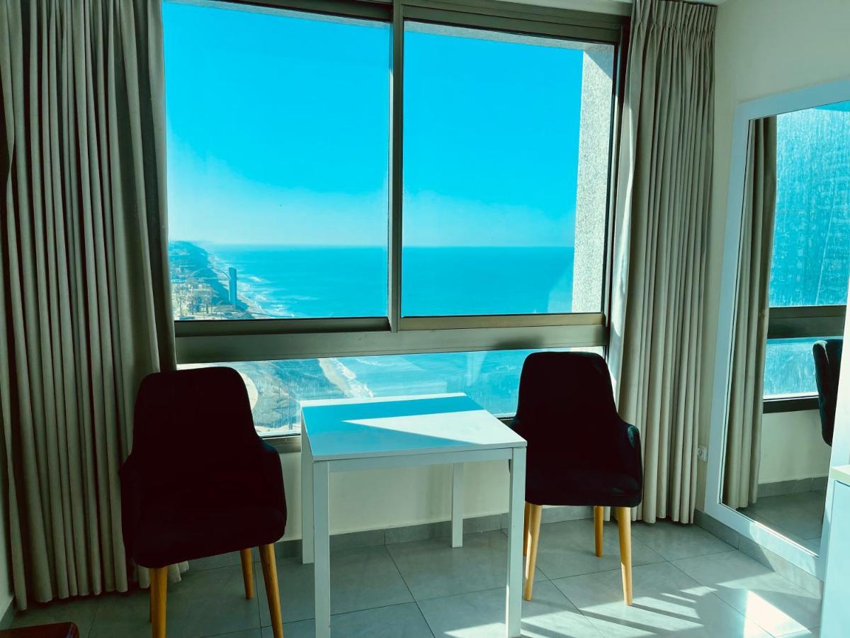 C Tower Apartments Netanya Exterior foto